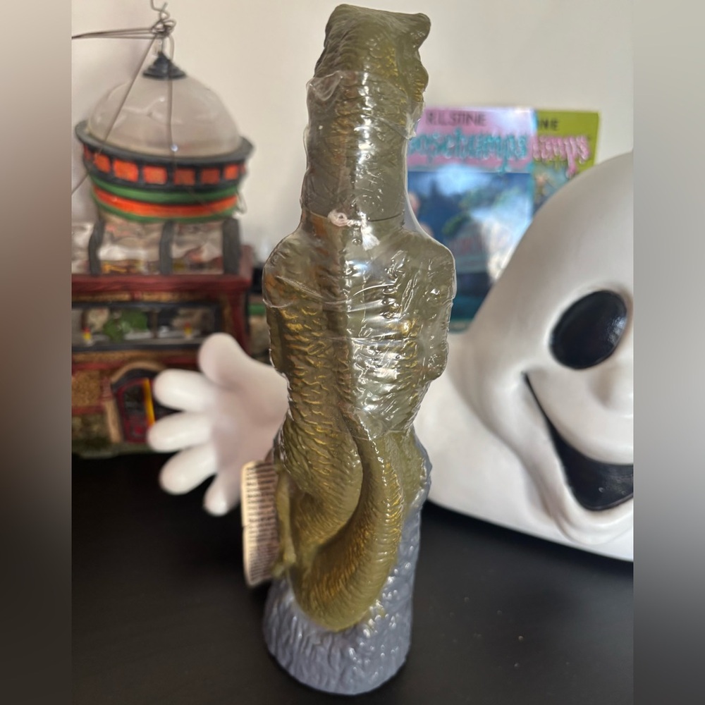 Vintage 1993 Jurassic Park | Bubble bath collectors item - Picture 2 of 4